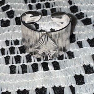 Elegant Sarah Coventry Silver Geometric Ring